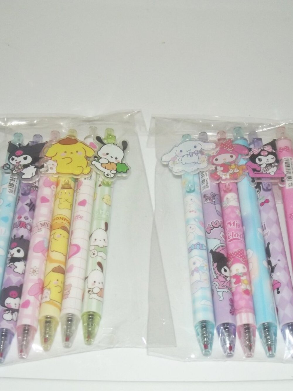 Sanrio 2 Packs of Ink Pens-----NEW